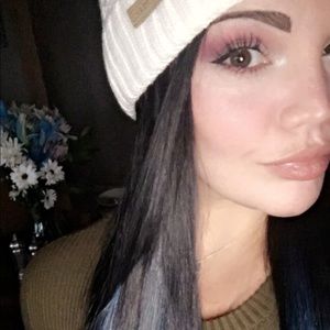 Meet your Posher, Karla